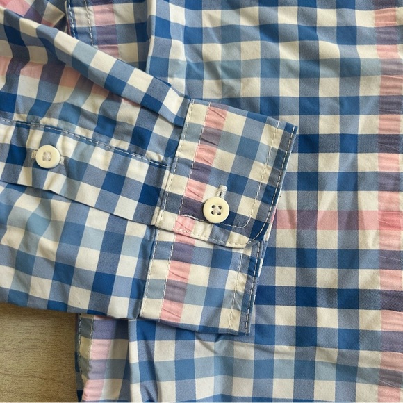 NWT Vineyard Vines Blue and Pink Harbor Performance Button Down Shirt - Picture 4 of 7